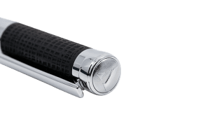 Arcis-pen-3-black-ballpoint-close-up-lid